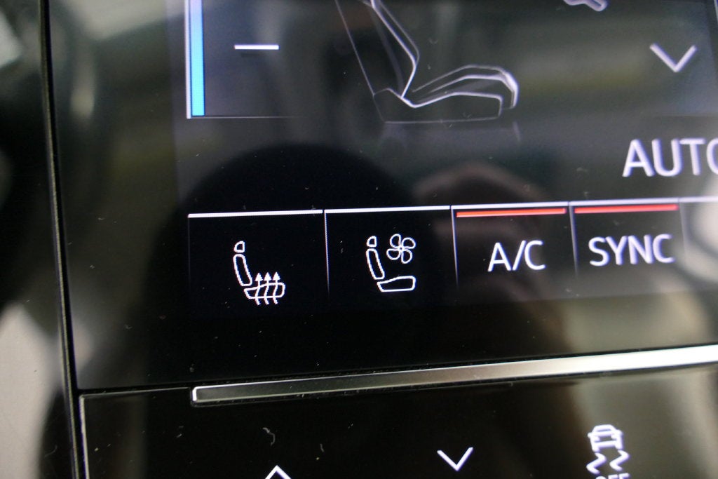 2024 Audi Q8 e-tron Premium Plus quattro
