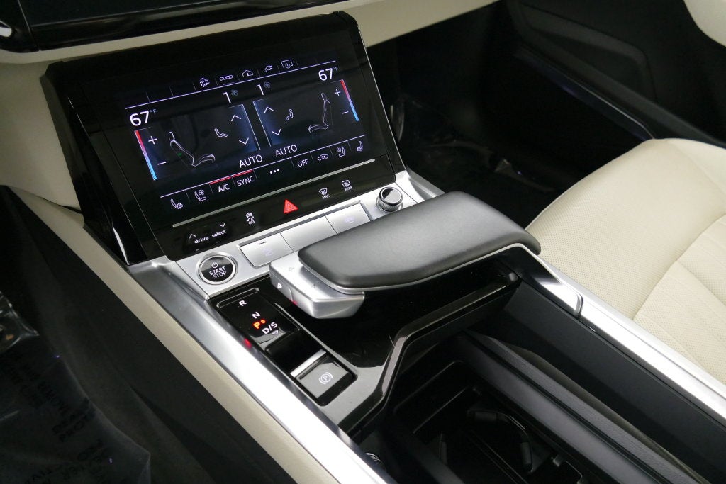 2024 Audi Q8 e-tron Premium Plus quattro