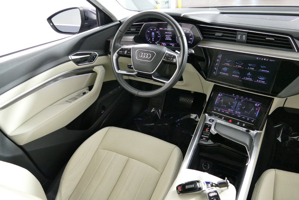 2024 Audi Q8 e-tron Premium Plus quattro