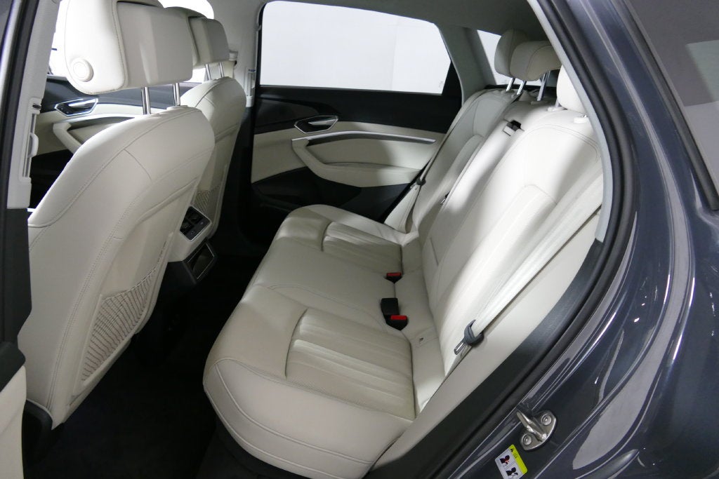 2024 Audi Q8 e-tron Premium Plus quattro