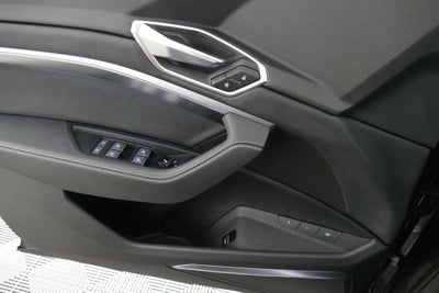 2024 Audi Q8 e-tron Premium Plus quattro