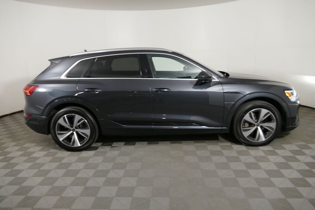 2024 Audi Q8 e-tron Premium Plus quattro