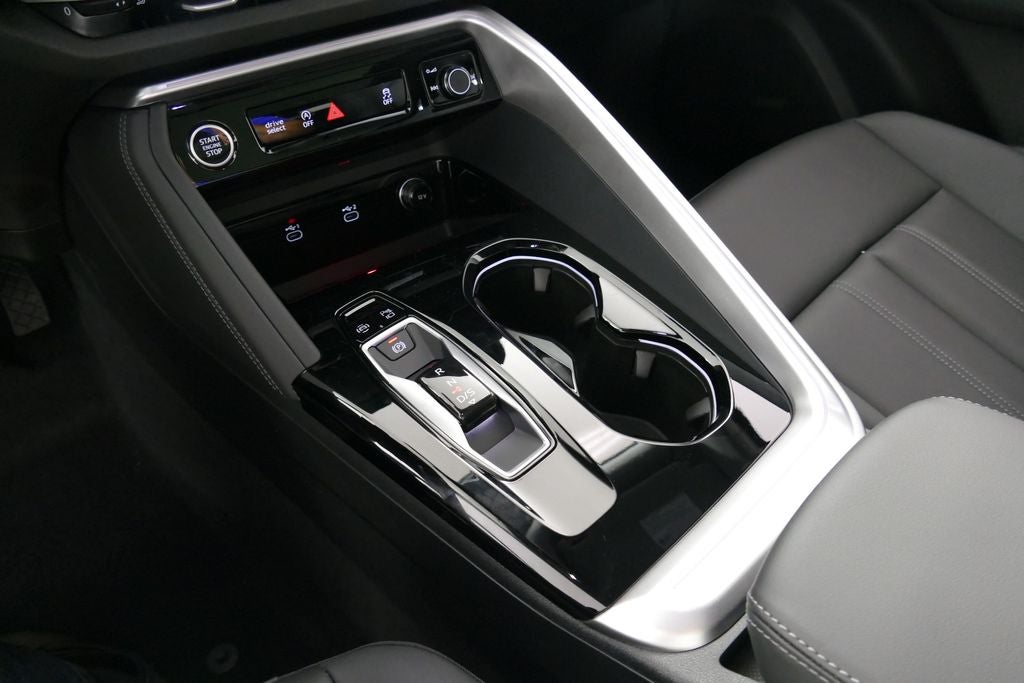 2026 Audi Q5 2.0T Premium Plus quattro
