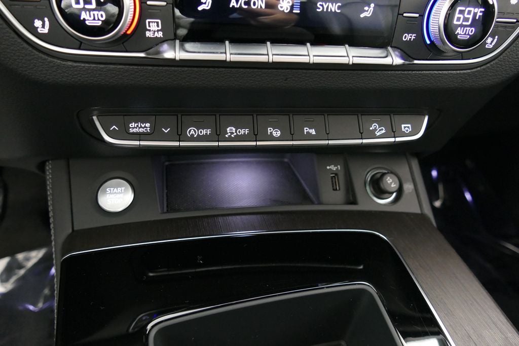 2023 Audi Q5 Sportback 45 S line Prestige quattro