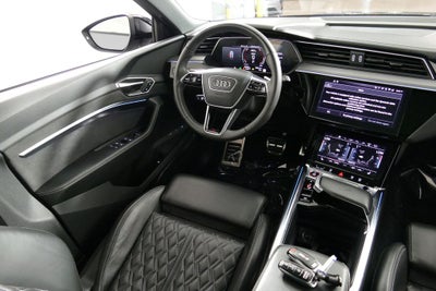 2024 Audi SQ8 e-tron Prestige quattro