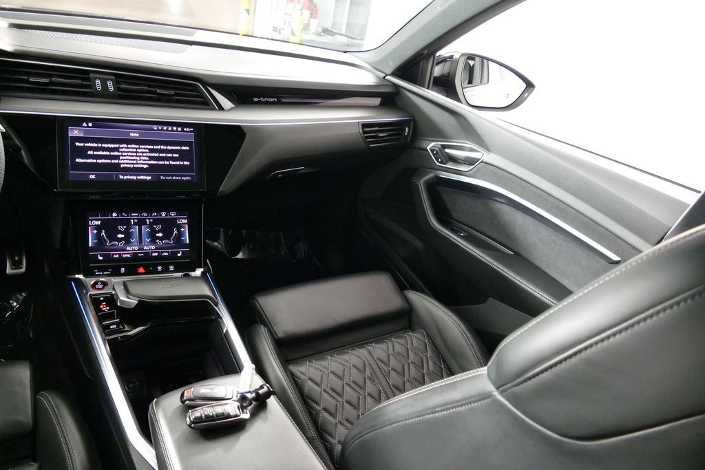 2024 Audi SQ8 e-tron Prestige quattro