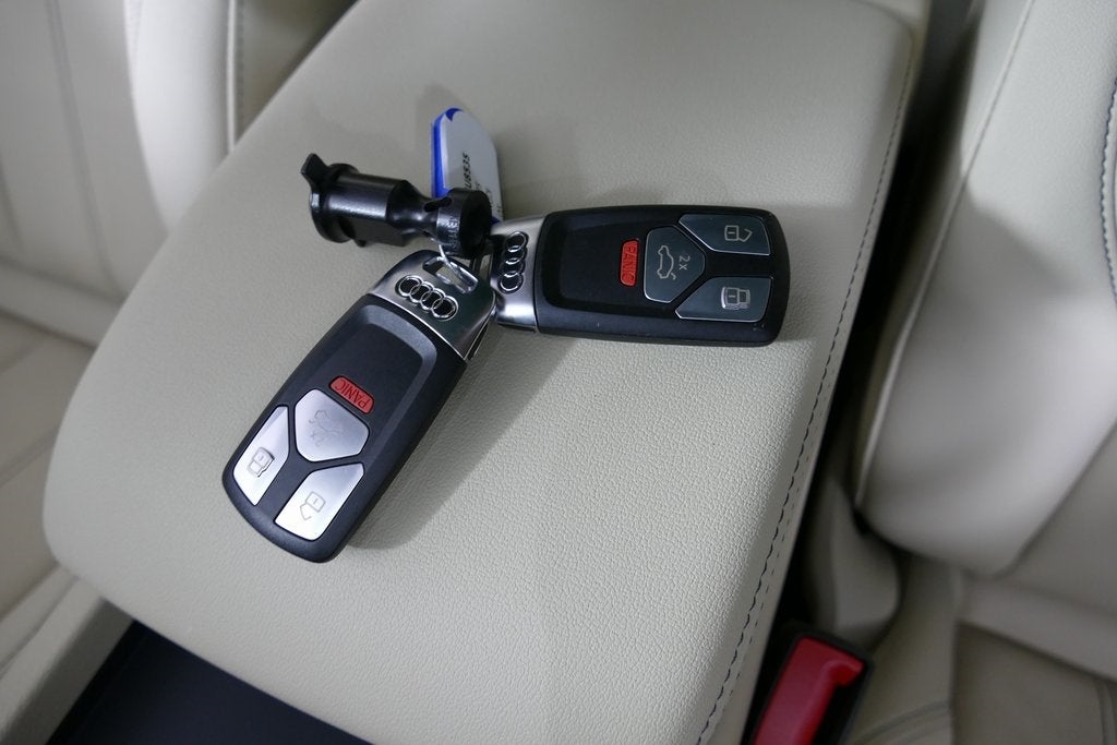 2025 Audi Q5 40 Premium quattro