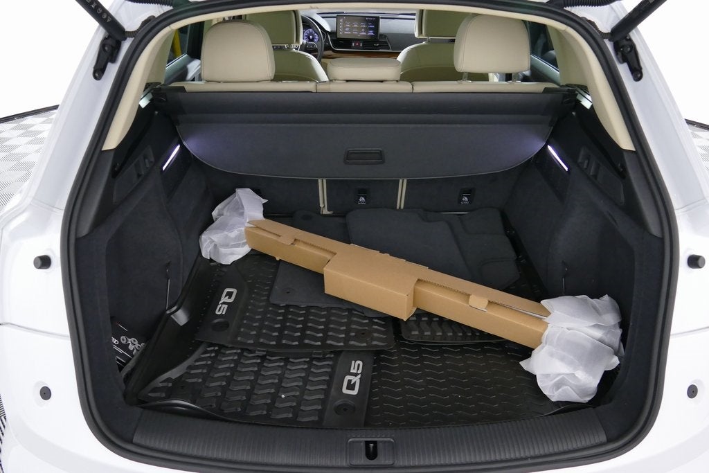 2025 Audi Q5 40 Premium quattro