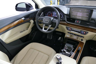 2023 Audi Q5 40 Premium quattro