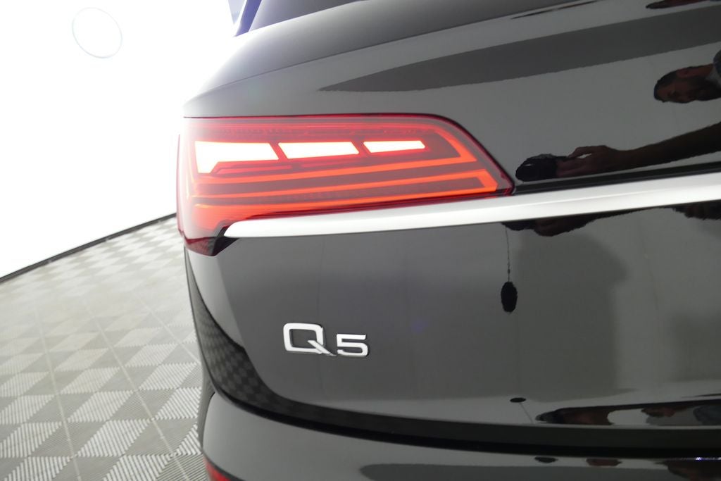 2023 Audi Q5 40 Premium quattro