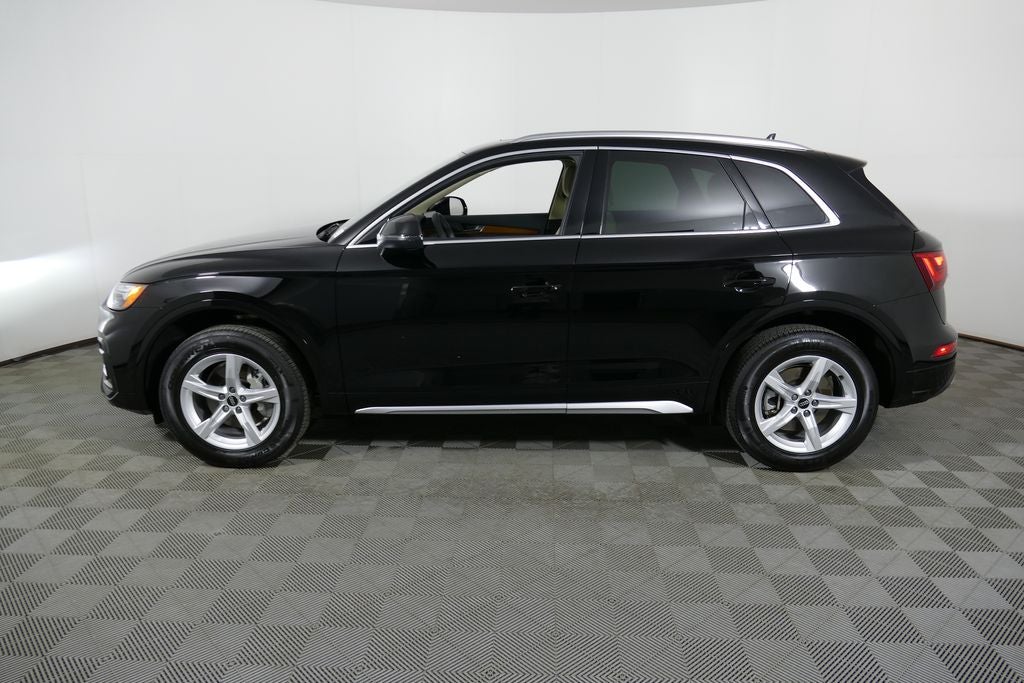 2023 Audi Q5 40 Premium quattro