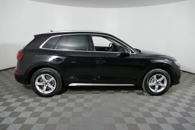 2023 Audi Q5 40 Premium quattro