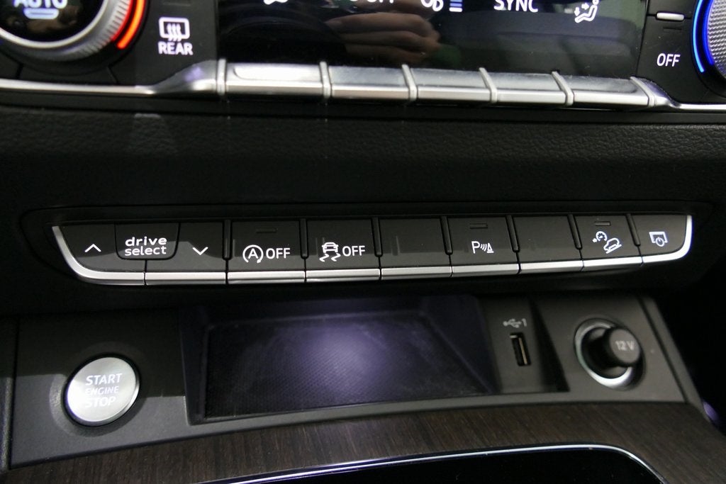 2023 Audi Q5 40 Premium quattro