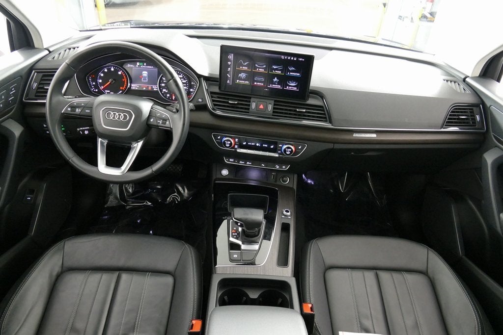 2023 Audi Q5 40 Premium quattro