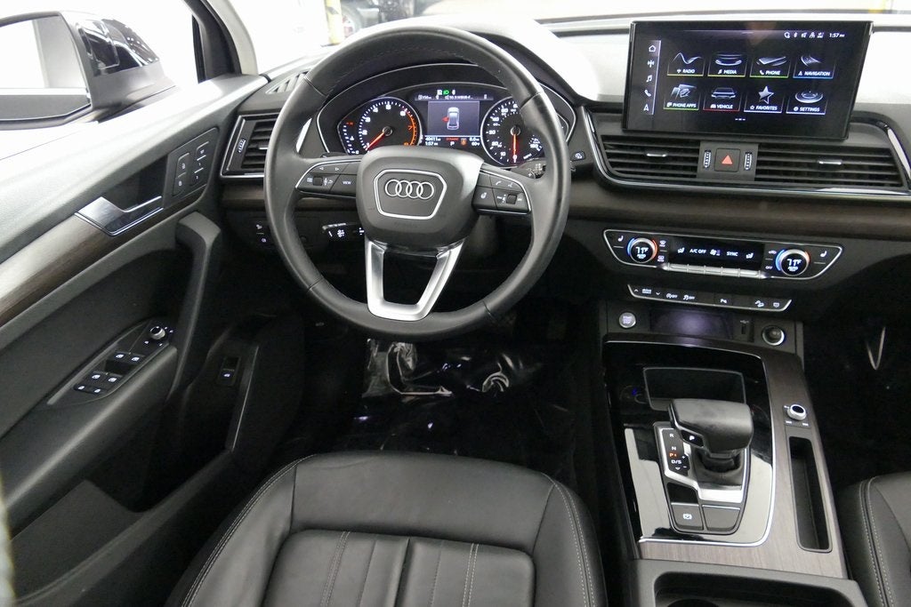 2023 Audi Q5 40 Premium quattro