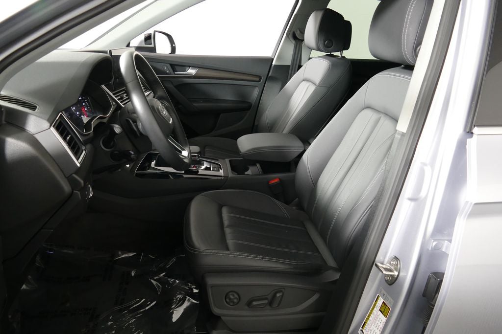 2023 Audi Q5 40 Premium quattro