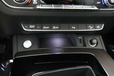 2023 Audi Q5 40 Premium quattro