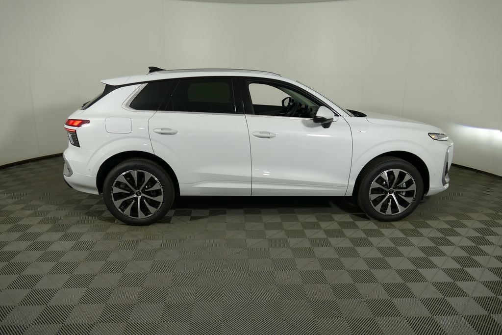 2026 Audi Q3 S line quattro