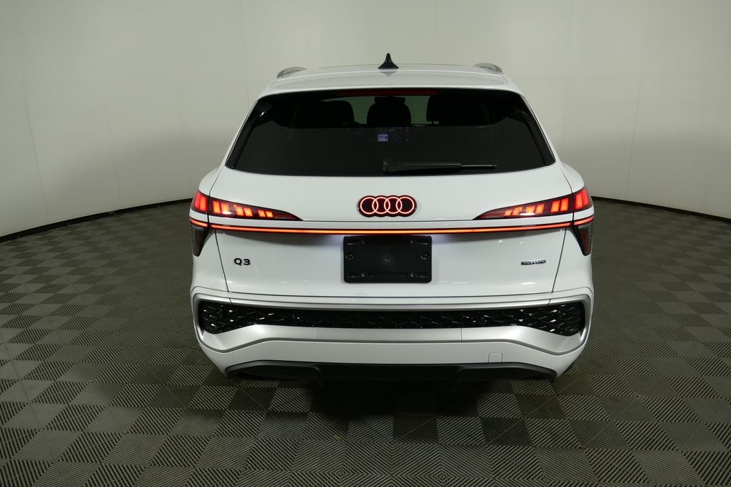 2026 Audi Q3 S line quattro