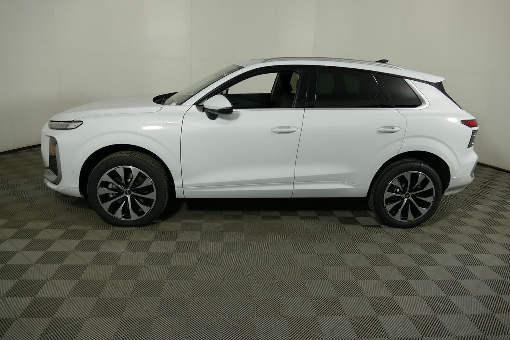 2026 Audi Q3 S line quattro