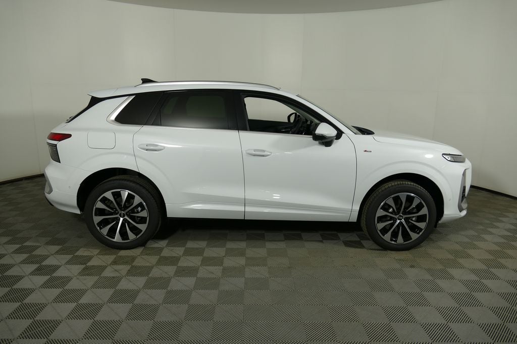 2026 Audi Q3 S line quattro