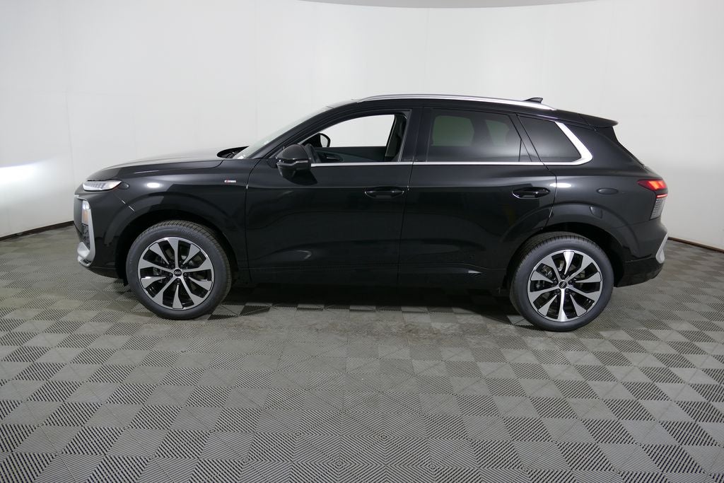 2026 Audi Q3 S line quattro