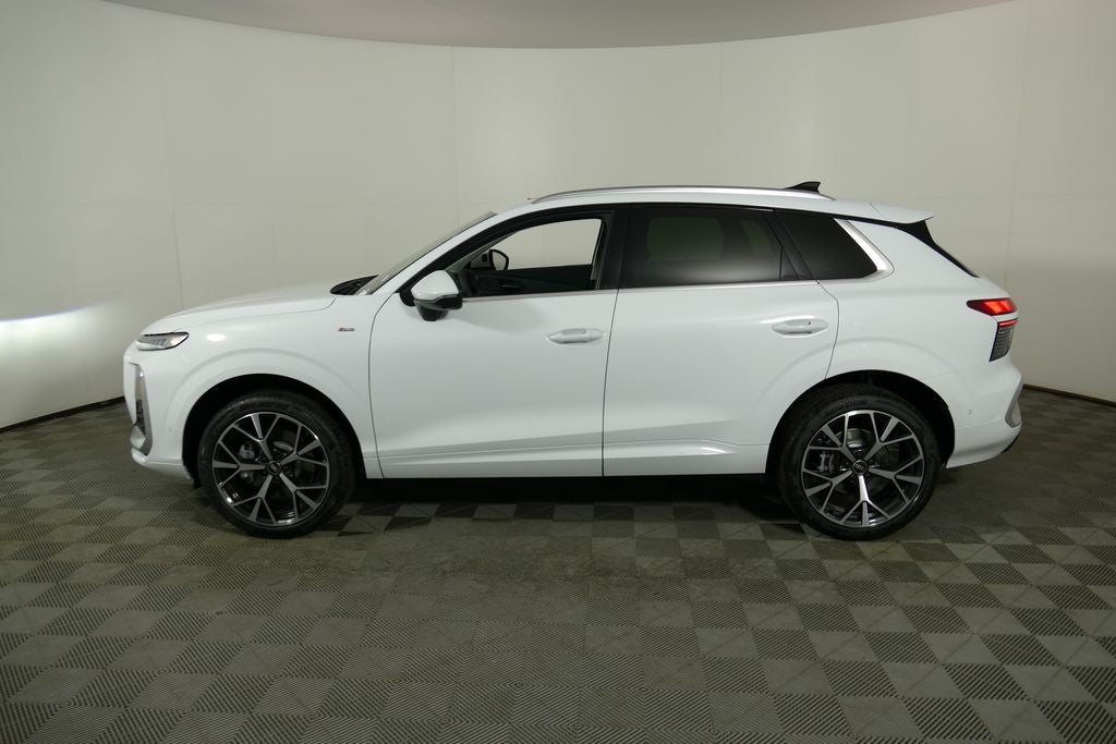 2026 Audi Q3 S line quattro