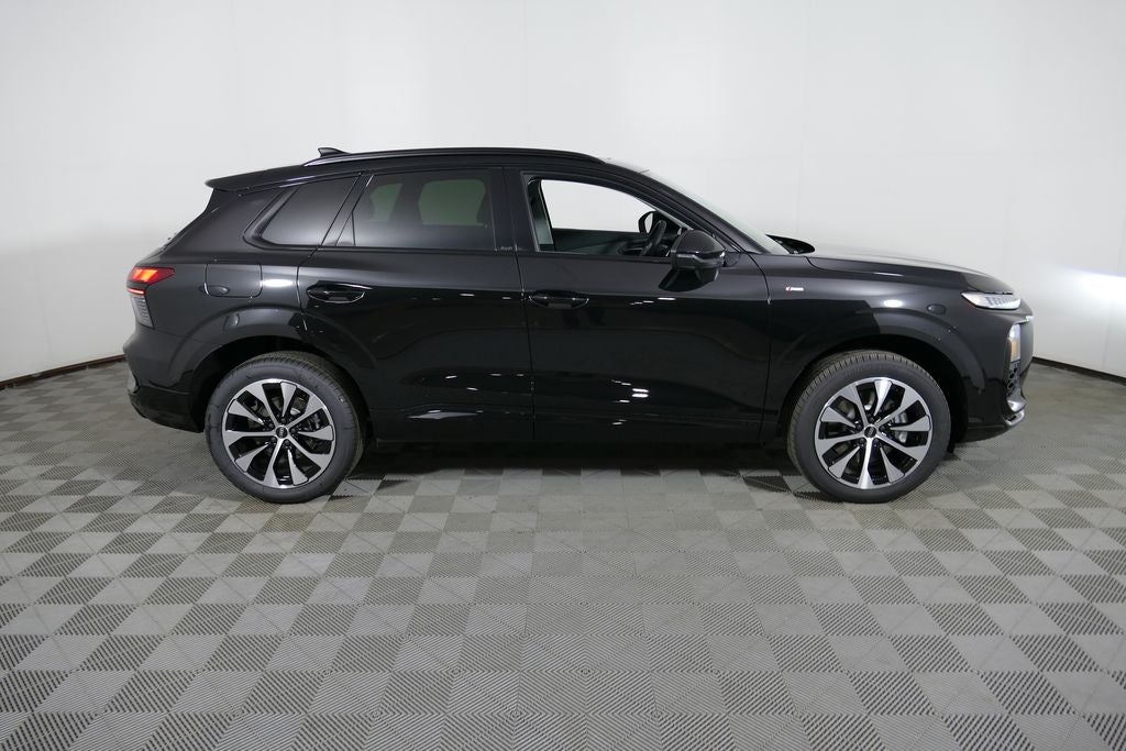 2026 Audi Q3 S line quattro