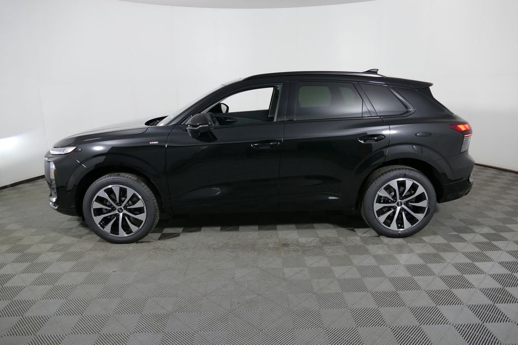 2026 Audi Q3 S line quattro