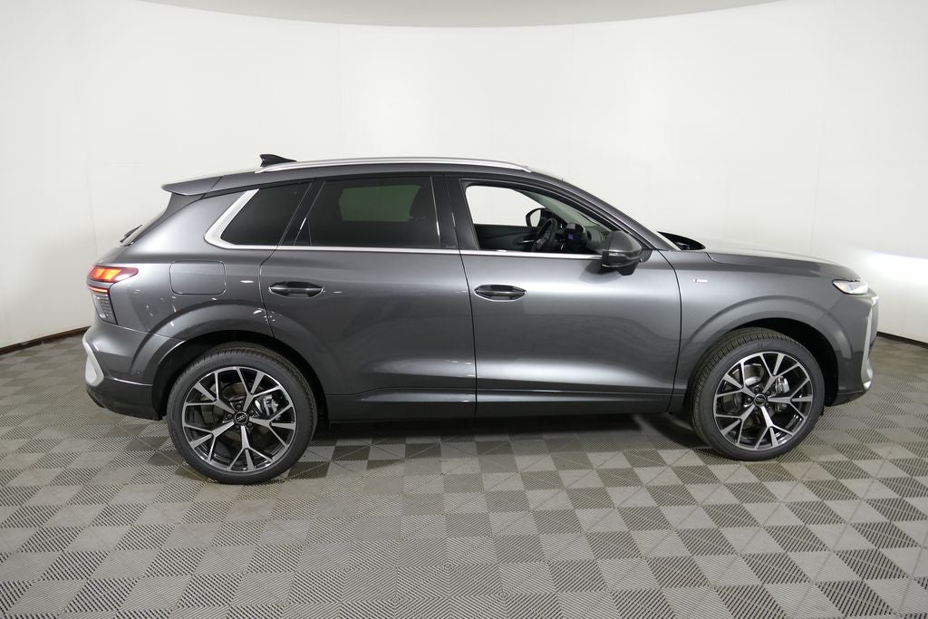 2026 Audi Q3 S line quattro