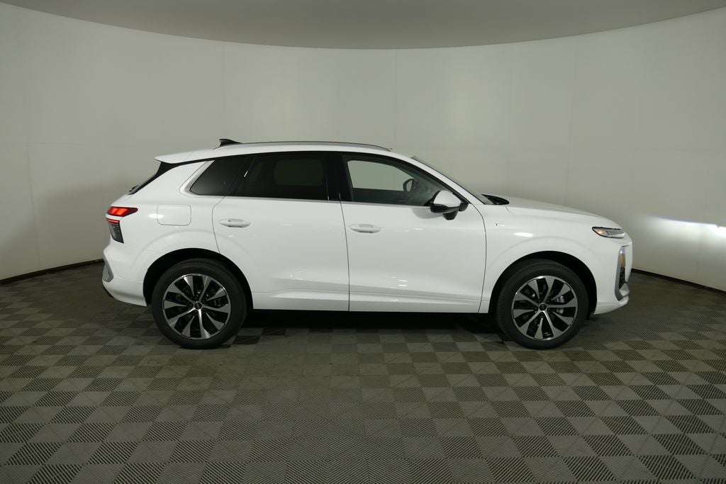 2026 Audi Q3 S line quattro