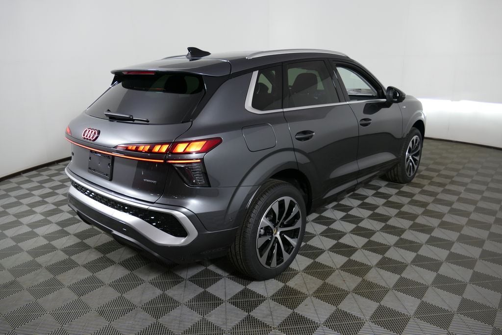 2026 Audi Q3 S line quattro