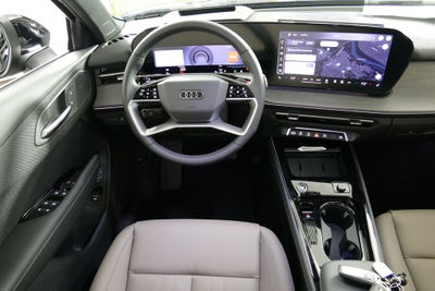 2026 Audi Q3 S line quattro