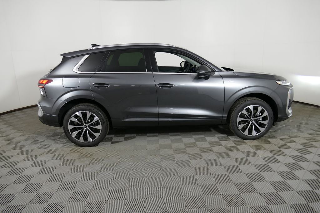 2026 Audi Q3 S line quattro