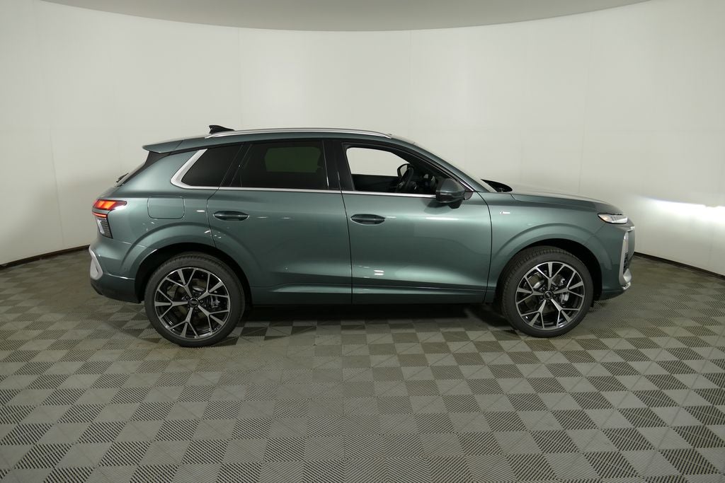 2026 Audi Q3 S line quattro