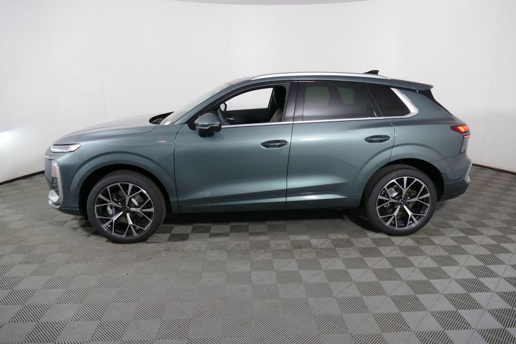 2026 Audi Q3 S line quattro