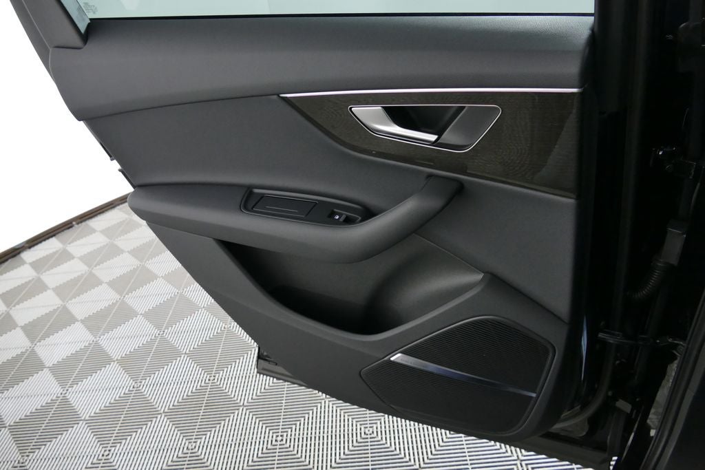2026 Audi Q7 45 Premium quattro
