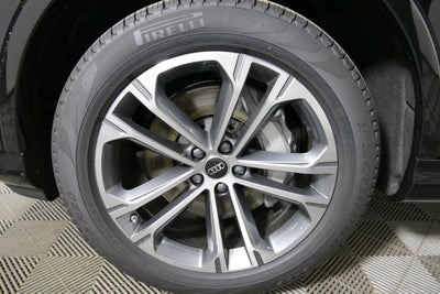 2026 Audi Q7 45 Premium quattro