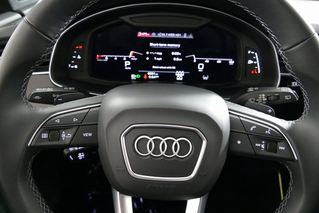 2025 Audi Q7 45 Premium quattro
