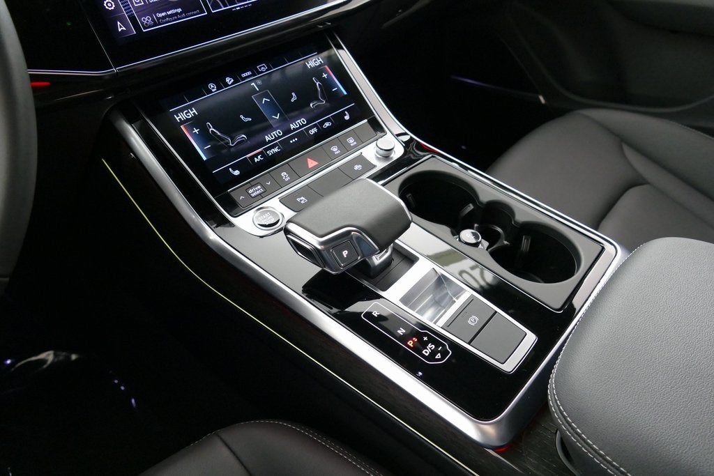 2025 Audi Q7 45 Premium quattro