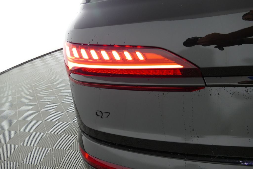 2026 Audi Q7 45 Premium quattro