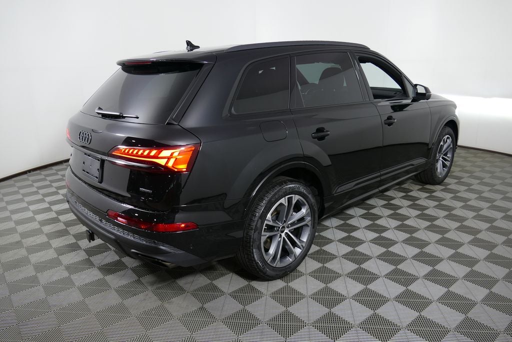 2026 Audi Q7 45 Premium quattro