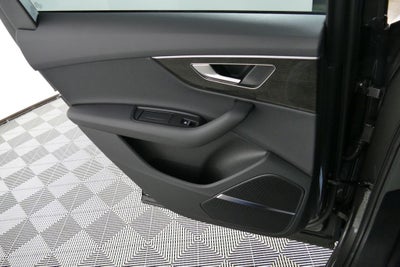2026 Audi Q7 45 Premium quattro