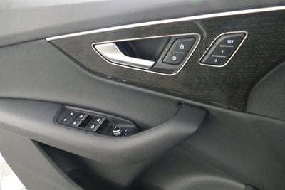 2025 Audi Q7 45 Premium quattro