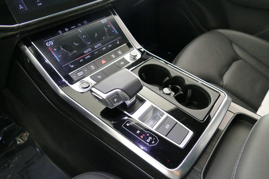2025 Audi Q7 45 Premium quattro