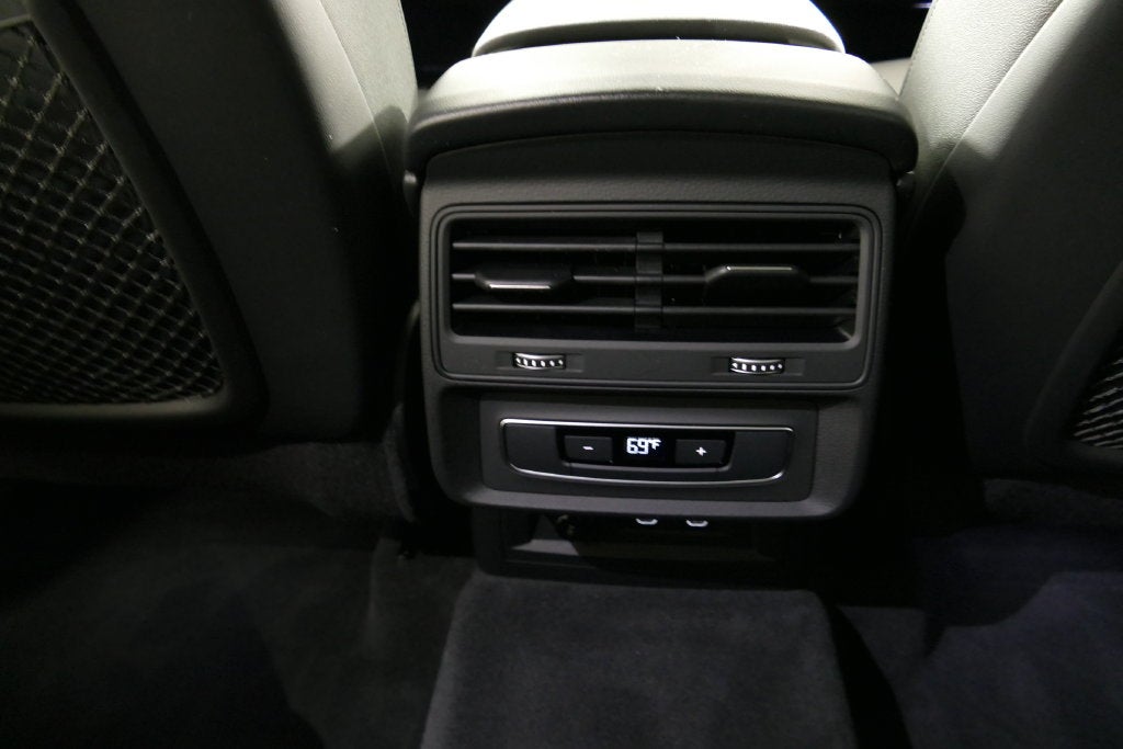 2025 Audi Q7 45 Premium quattro