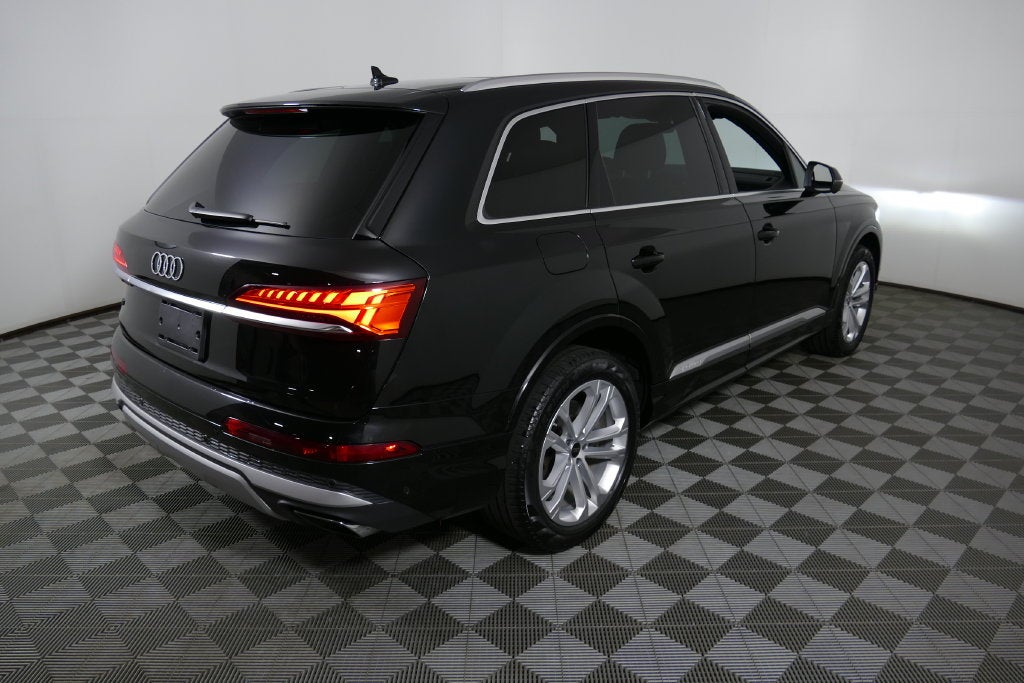 2025 Audi Q7 45 Premium quattro