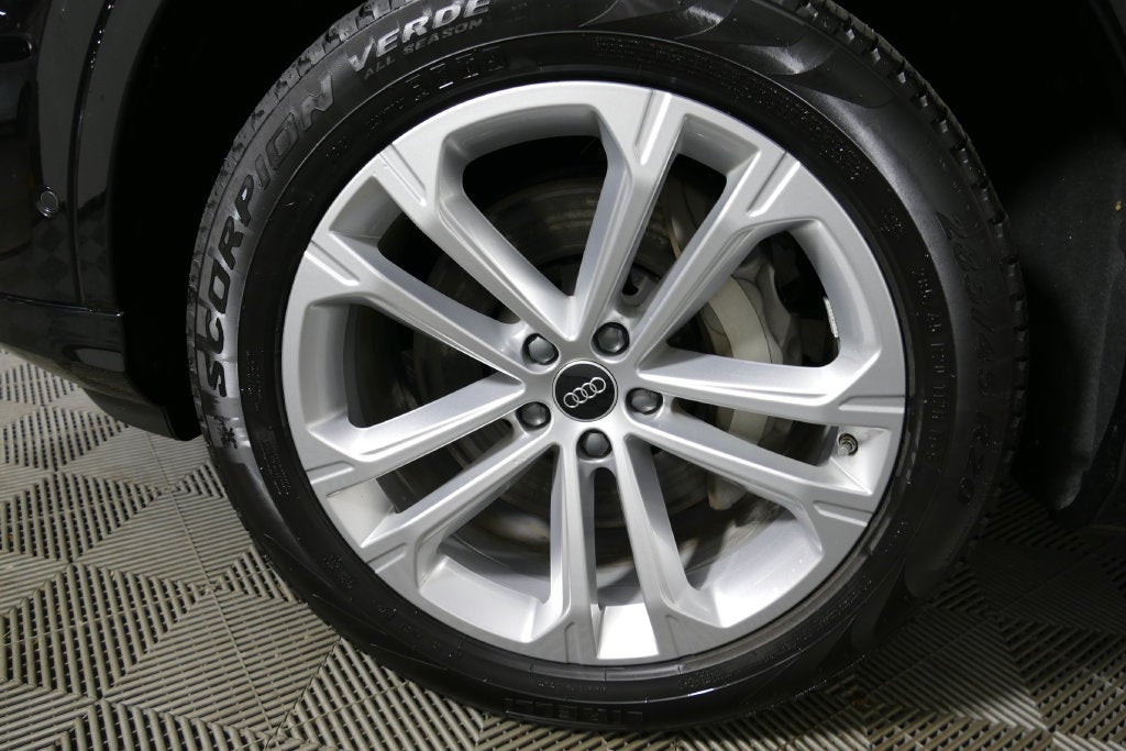 2025 Audi Q7 45 Premium quattro