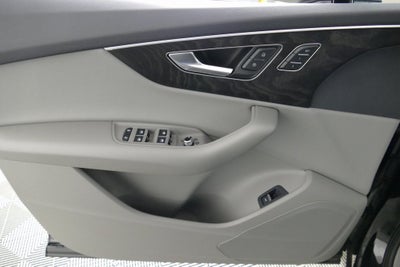 2023 Audi Q7 45 Premium quattro