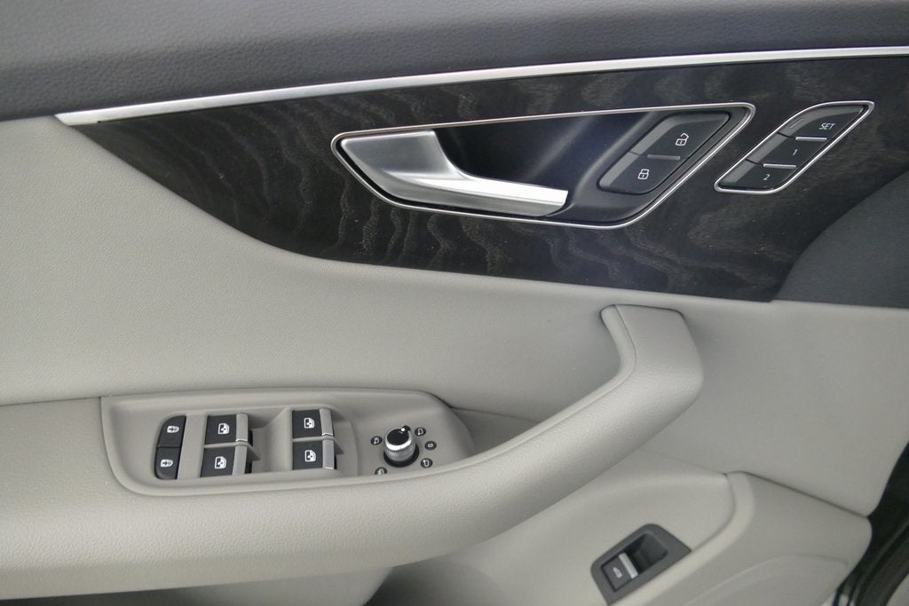 2023 Audi Q7 45 Premium quattro